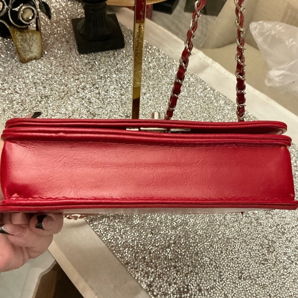 Brand New Beautiful Red Bagley Mischa Bag - Picture 10 of 14